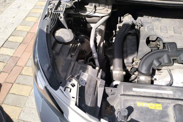 Used Peugeot 4008 2019 350THP First Edition Engine Bay Right