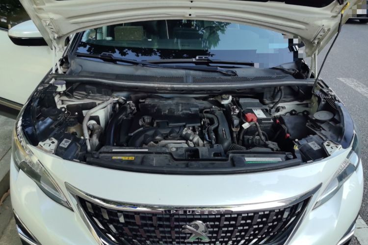 Used Peugeot 4008 2019 350THP First Edition Engine Bay