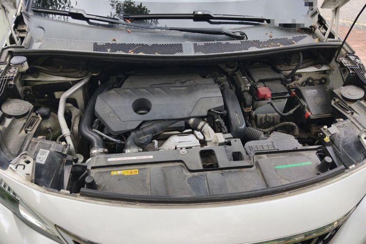 Used Peugeot 4008 2019 Revised Version 360THP – First Edition Engine Bay