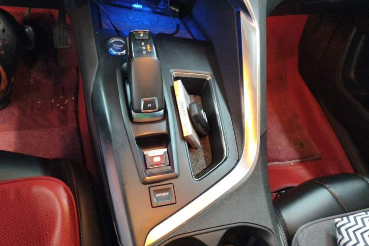 Used Peugeot 4008 2019 350THP First Edition Gear Lever