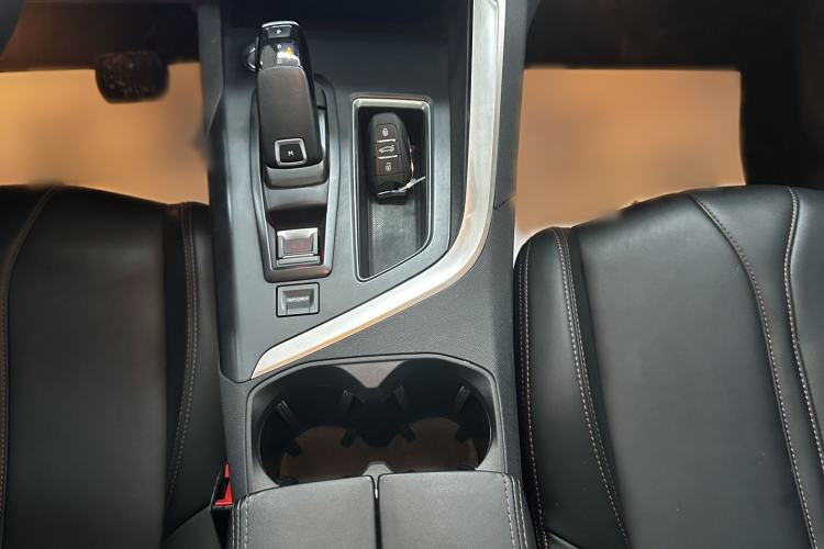 Used Peugeot 4008 2019 360THP First Edition Gear Lever