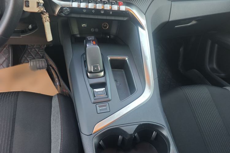 Used Peugeot 4008 2019 350THP Leading Edition Gear Lever