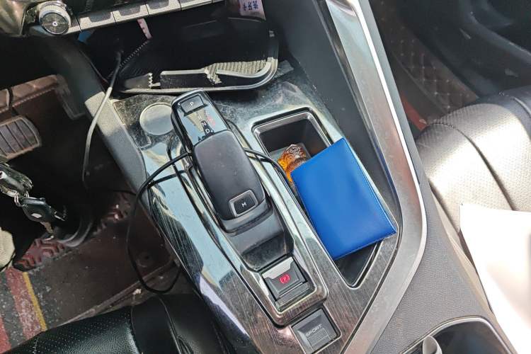 Used Peugeot 4008 2019 360THP Leading Edition Gear Lever