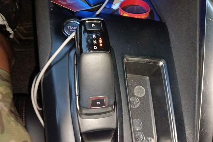 Used Peugeot 4008 2019 360THP First Edition Gear Lever