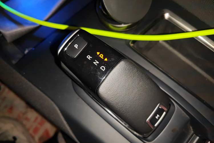 Used Peugeot 4008 2019 Revised Version 360THP Leading Edition Gear Lever