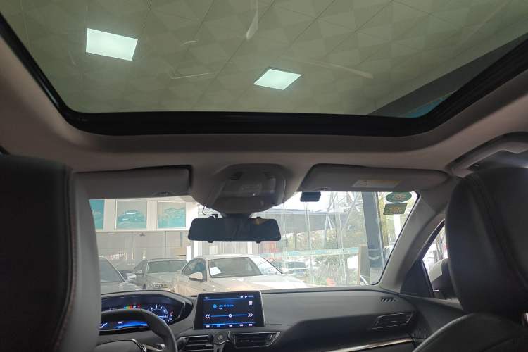 Used Peugeot 4008 2019 Revised Version 360THP – First Edition Headliner