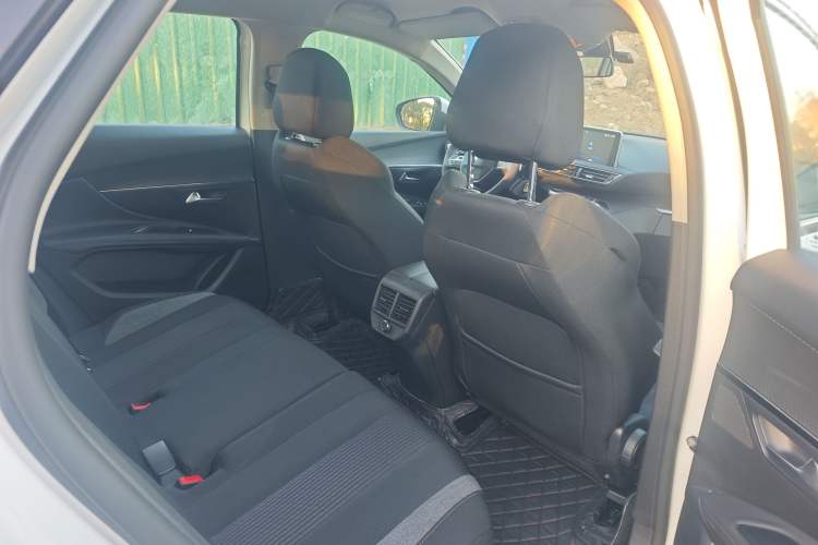 Used Peugeot 4008 2019 350THP Leading Edition Headliner