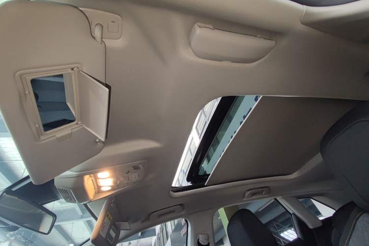 Used Peugeot 4008 2019 Revised Version 360THP Leading Edition Headliner