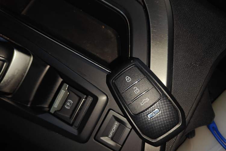 Used Peugeot 4008 2019 Revised Version 360THP – First Edition Interior 1