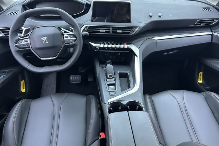 Used Peugeot 4008 2019 Revised Version 360THP – First Edition Interior 1