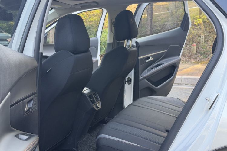 Used Peugeot 4008 2019 Revised Version 360THP Leading Edition Interior 12