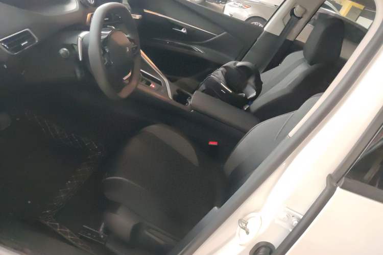 Used Peugeot 4008 2019 Revised Version 360THP Leading Edition Left Front Seat