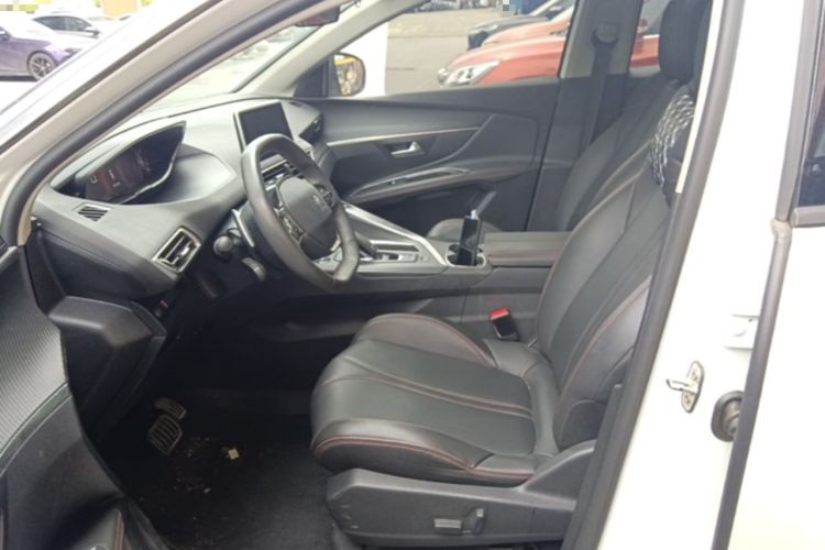 Used Peugeot 4008 2019 Revised Version 360THP – First Edition Left Front Seat