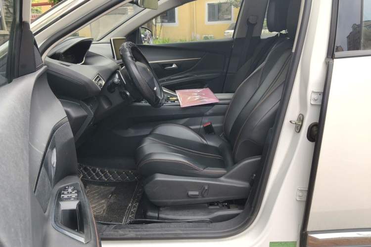 Used Peugeot 4008 2019 Revised Version 360THP – First Edition Left Front Seat