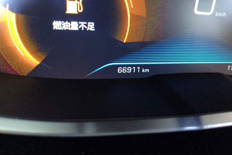 Used Peugeot 4008 2019 350THP First Edition Odometer Close Up