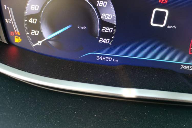 Used Peugeot 4008 2019 Revised Version 360THP – First Edition Odometer Close Up