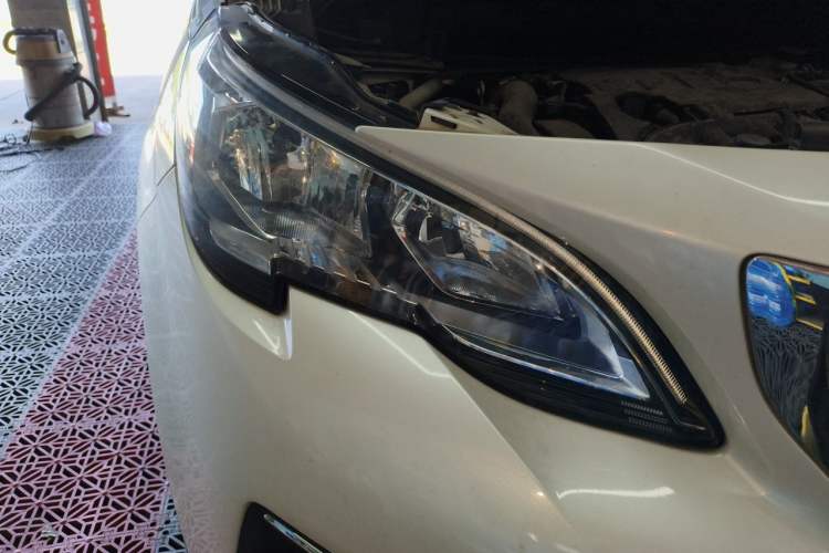 Used Peugeot 4008 2019 350THP First Edition Right Front Headlight