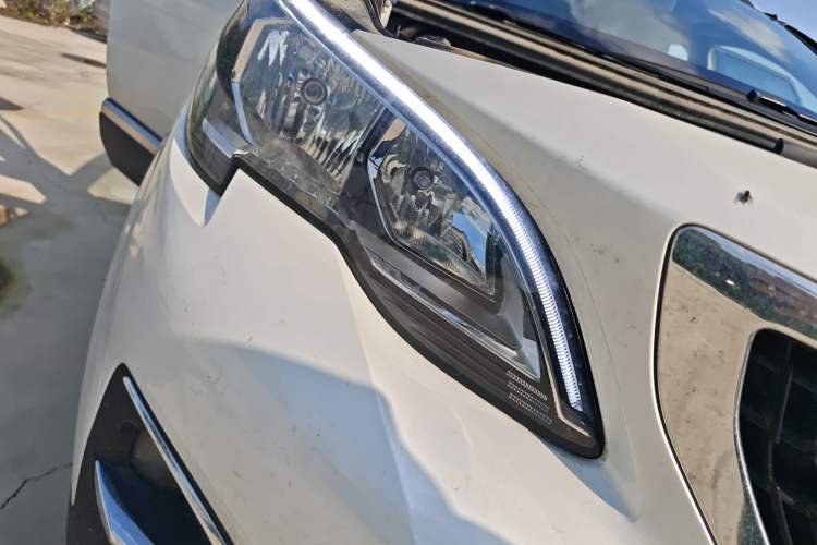 Used Peugeot 4008 2019 360THP First Edition Right Front Headlight