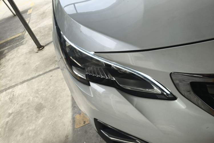 Used Peugeot 4008 2019 360THP First Edition Right Front Headlight