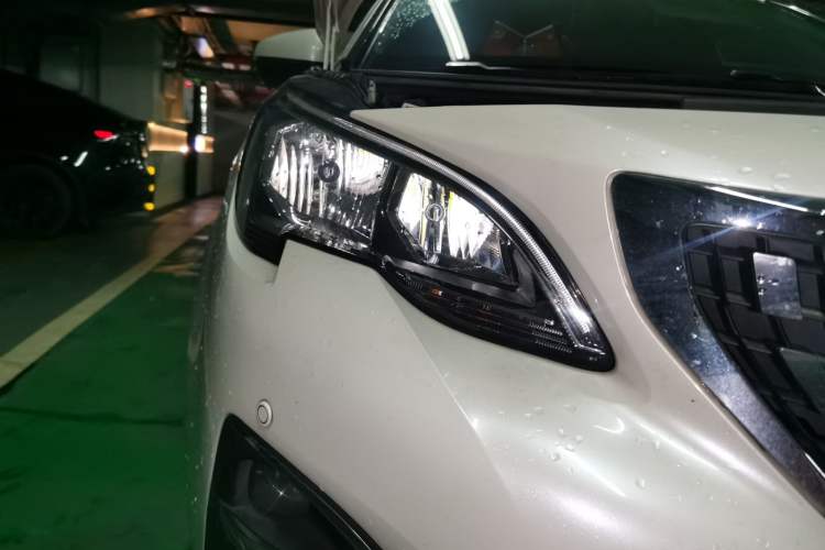 Used Peugeot 4008 2019 360THP First Edition Right Front Headlight