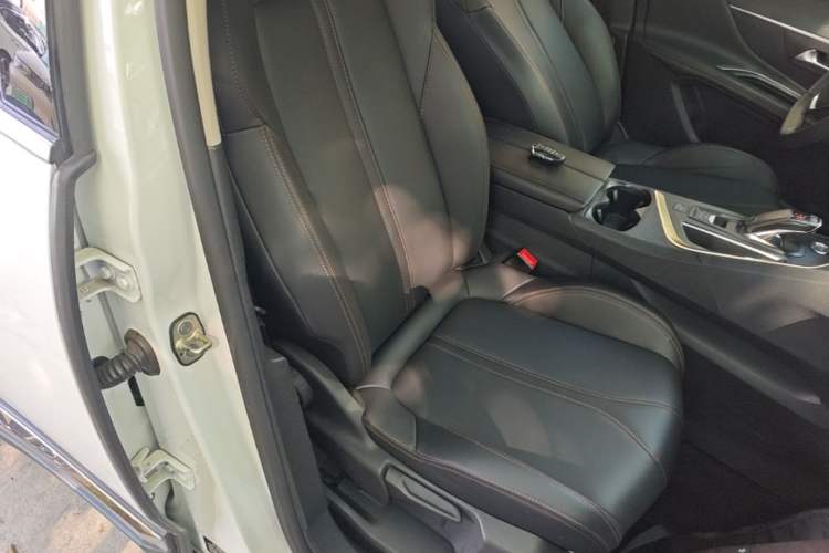 Used Peugeot 4008 2019 350THP First Edition Right Front Seat