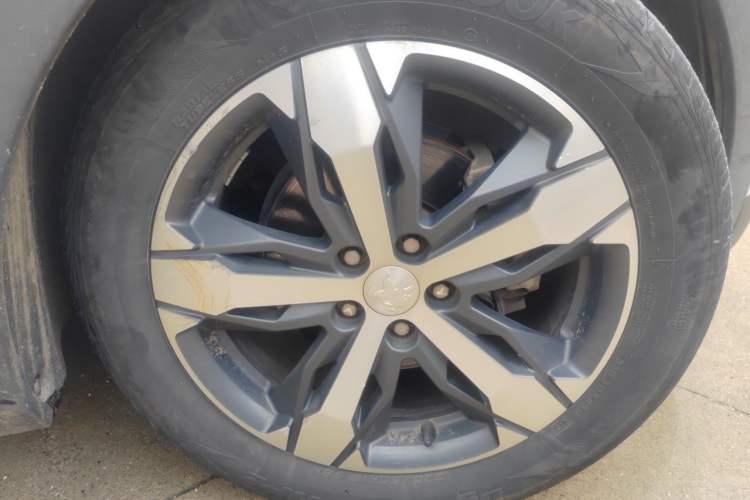 Used Peugeot 4008 2019 350THP First Edition Right Front Wheel Hub