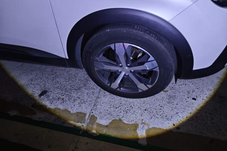 Used Peugeot 4008 2019 360THP First Edition Right Front Wheel Hub