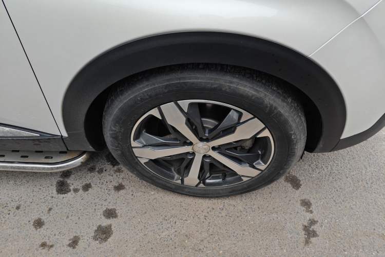 Used Peugeot 4008 2019 400THP First Edition Right Front Wheel Hub