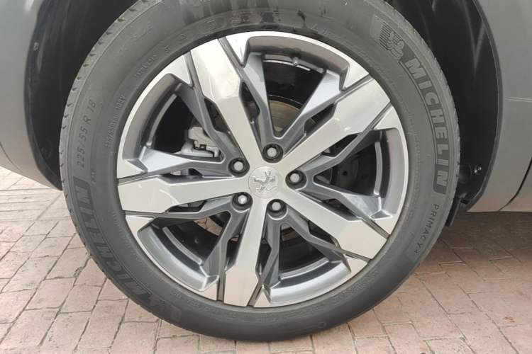 Used Peugeot 4008 2019 360THP First Edition Right Rear Wheel Hub