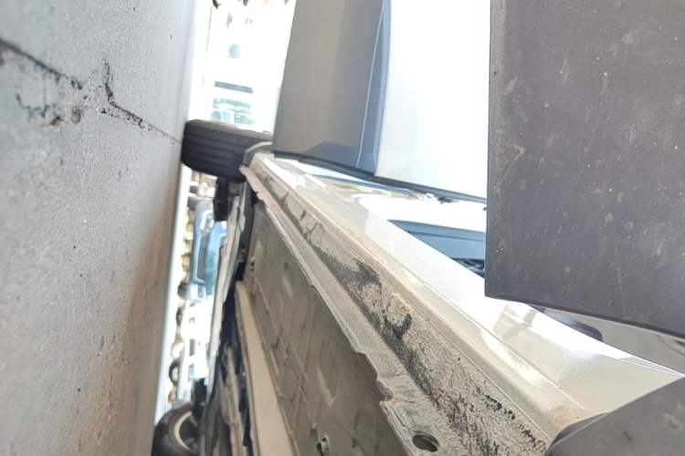 Used Peugeot 4008 2019 350THP Leading Edition Right Side Sill