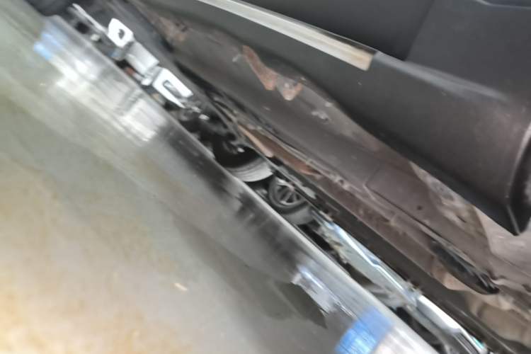 Used Peugeot 4008 2019 Revised Version 360THP – First Edition Right Side Sill
