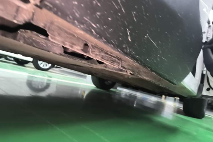 Used Peugeot 4008 2019 Revised Version 360THP – First Edition Right Side Sill