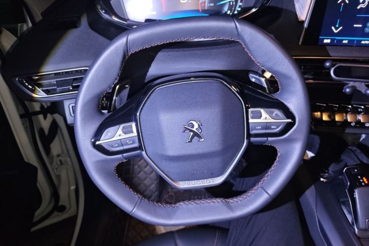 Used Peugeot 4008 2019 360THP First Edition Steering Wheel