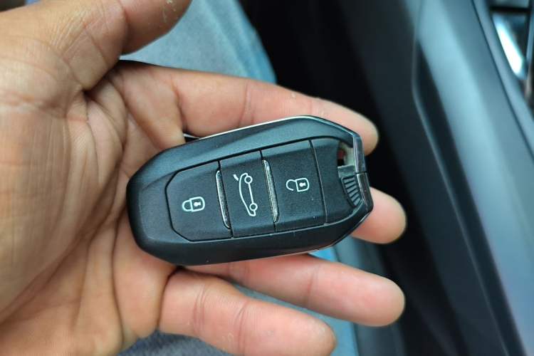 Used Peugeot 4008 2019 380THP Excellence Edition Vehicle Key