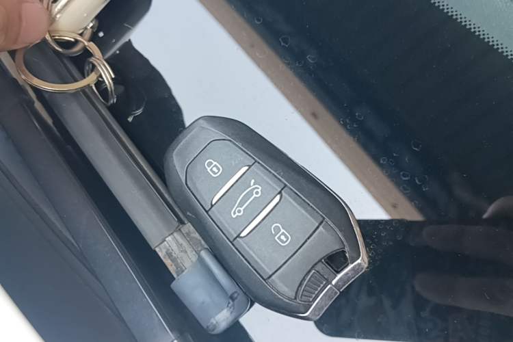 Used Peugeot 4008 2019 350THP First Edition Vehicle Key