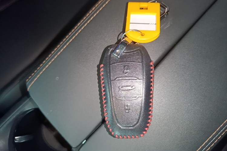 Used Peugeot 4008 2019 360THP BLACKPACK Obsidian Edition Vehicle Key