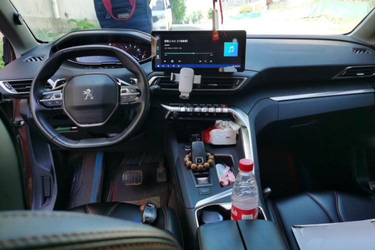 Used Peugeot 4008 2019 350THP First Edition Center Console