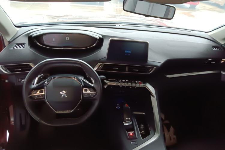 Used Peugeot 4008 2019 380THP First Edition Center Console