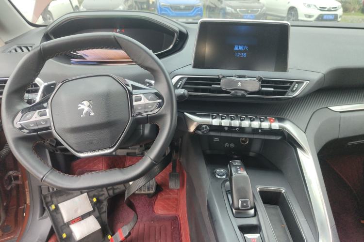 Used Peugeot 4008 2019 350THP First Edition Center Console