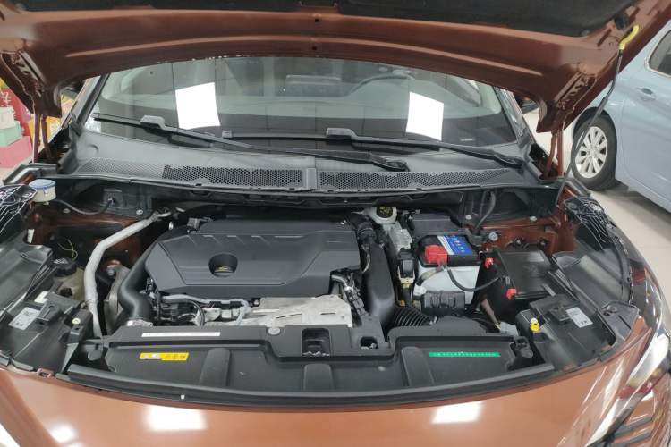 Used Peugeot 4008 2019 400THP First Edition Engine Bay