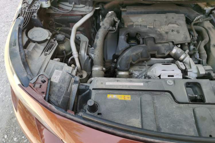 Used Peugeot 4008 2019 350THP First Edition Engine Bay Right