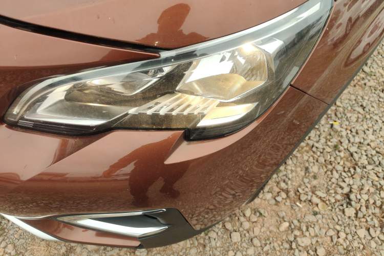 Used Peugeot 4008 2019 350THP First Edition Left Front Headlight