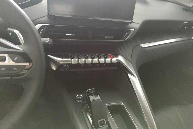 Used Peugeot 4008 2021 360THP Performance Edition Audio And AC Panel