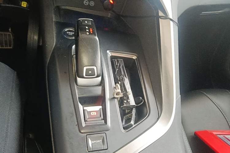 Used Peugeot 4008 2021 360THP Performance Edition Gear Lever