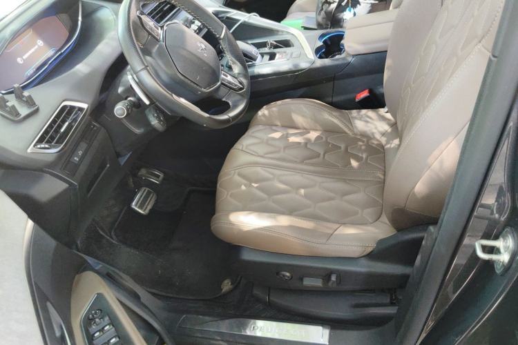 Used Peugeot 4008 2021 400THP Ultimate GT Edition Left Front Seat