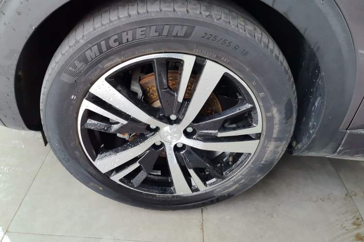 Used Peugeot 4008 2021 360THP Performance Edition Left Front Wheel Hub