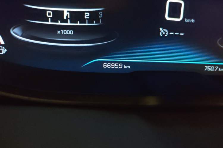 Used Peugeot 4008 2021 360THP Performance Edition Odometer Close Up