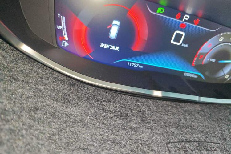 Used Peugeot 4008 2021 360THP Performance Edition Odometer Close Up