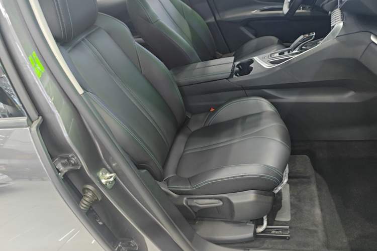 Used Peugeot 4008 2021 360THP Performance Edition Right Front Seat