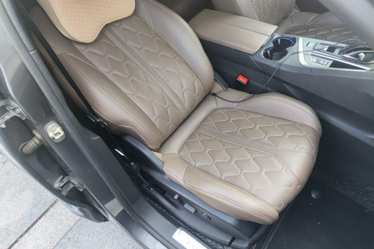Used Peugeot 4008 2021 400THP Ultimate GT Edition Right Front Seat